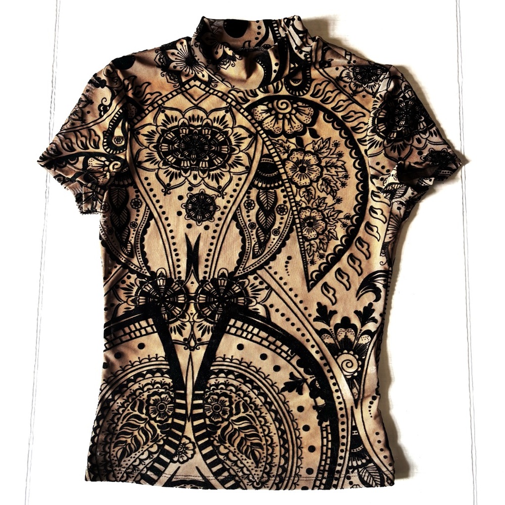 Black and Tan Graphic Tee with Mandarin Collar